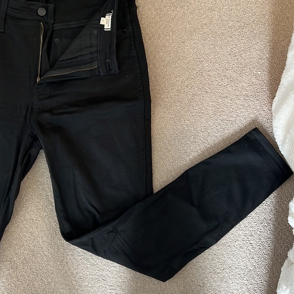 Madewell 10” High Rise Skinny Jean - Picture 2 of 5